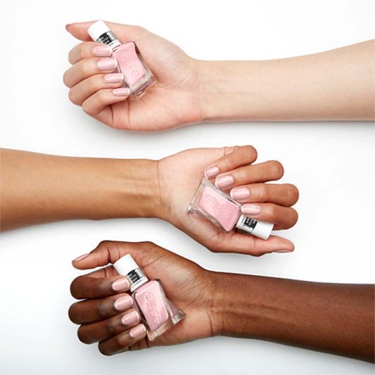 sheer fantasy-longwear-longwear-03-Essie