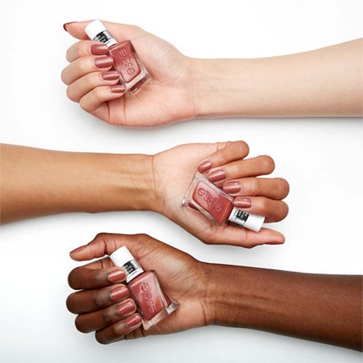 gel couture multi-faceted-longwear-longwear-03-Essie