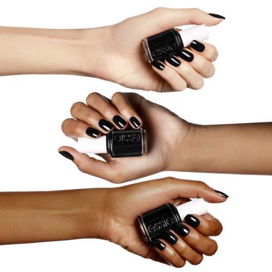 licorice-enamel-enamel-03-Essie